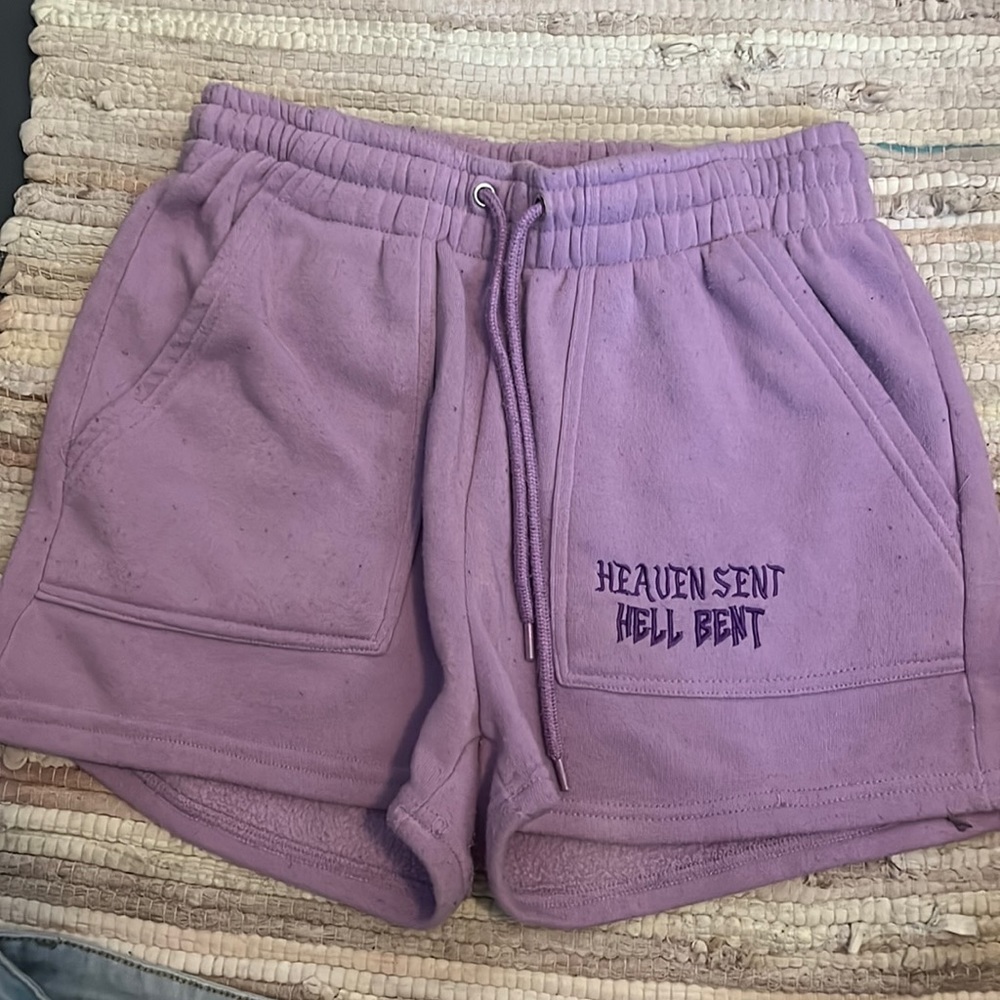 I got these from rue 21. Super soft, they also have pockets and draw strings